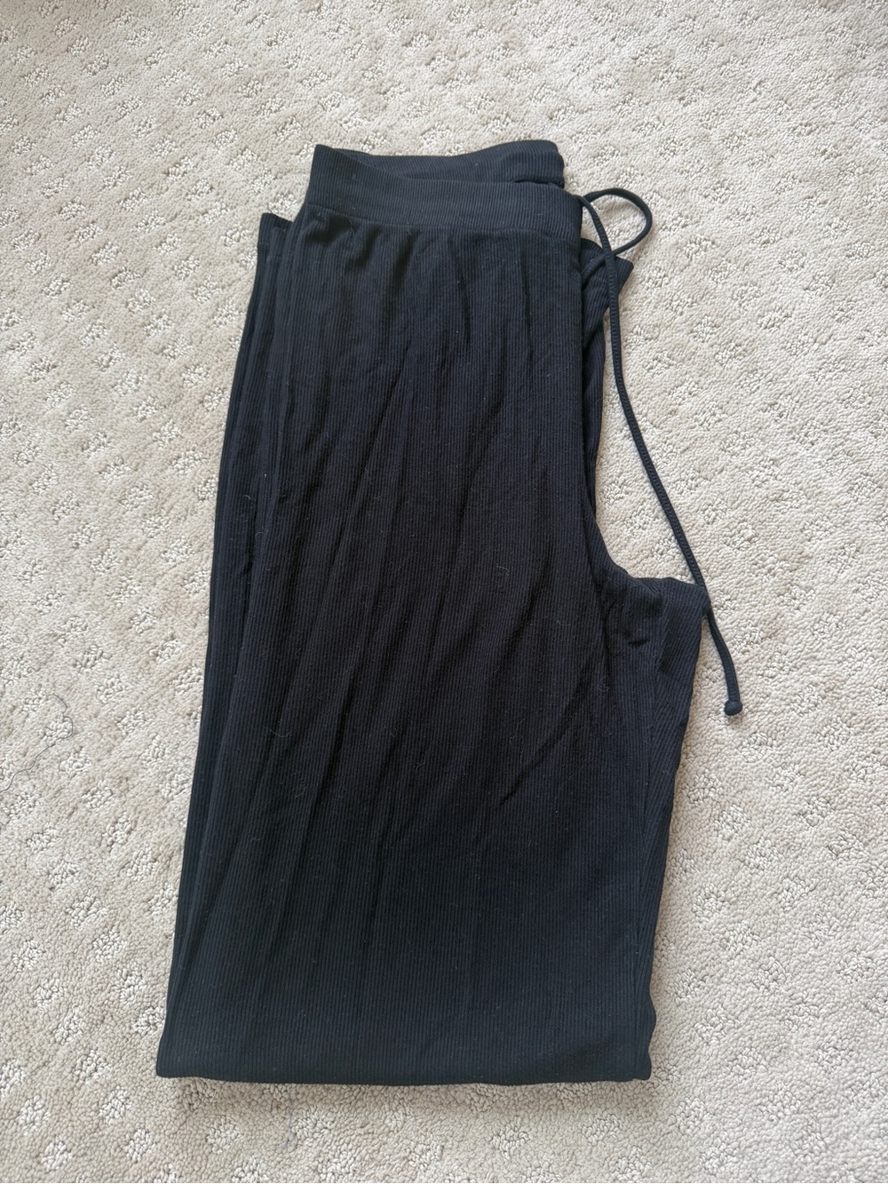 Skims black Soft Lounge Pajama set- size small - Picture 2 of 5